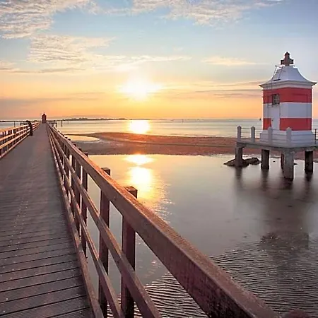 Hotel Peaceful Near The Sea In Lignano Lignano Sabbiadoro
